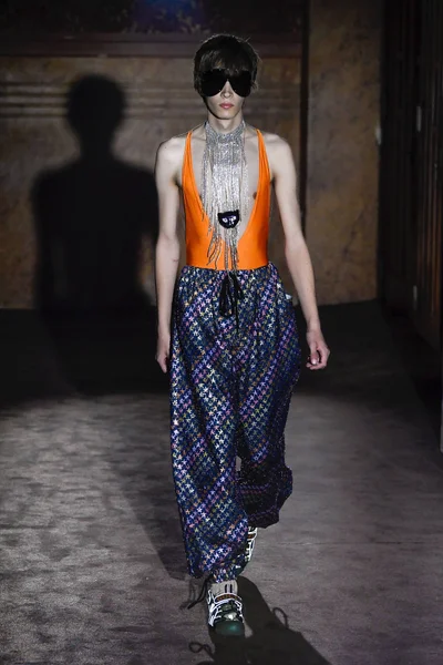 Look 71